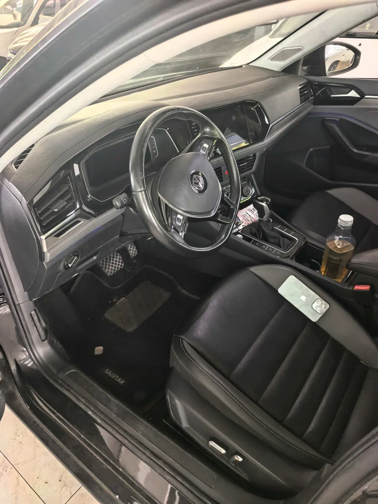 Volkswagen 2022 Sagittarius 1.4TSI 280TSI Flying Edition Automatic Gear 3