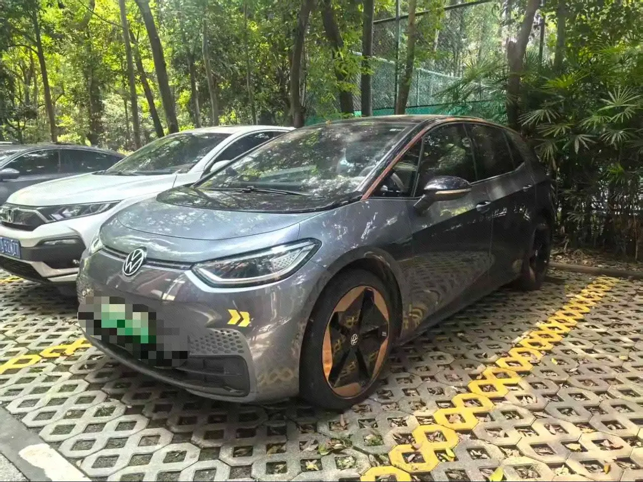 Открыть галерею: Volkswagen 2021 ID. 3 1st Edition ID. Initial version of automatic transmission