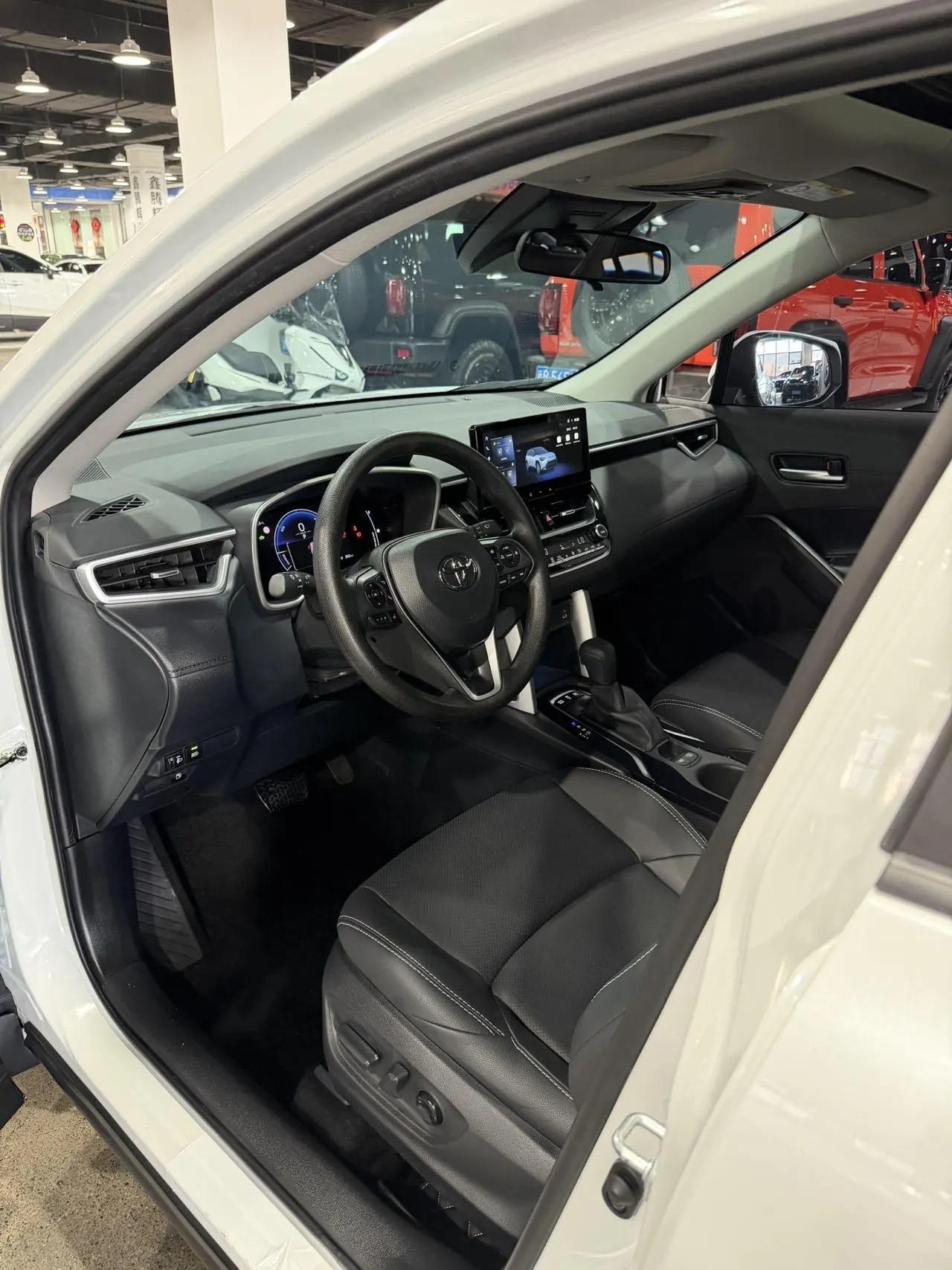Toyota 2024 Fenglanda Shuangqing 2.0 Stepless Intelligent Electric Hybrid Deluxe Automatic Gear 6