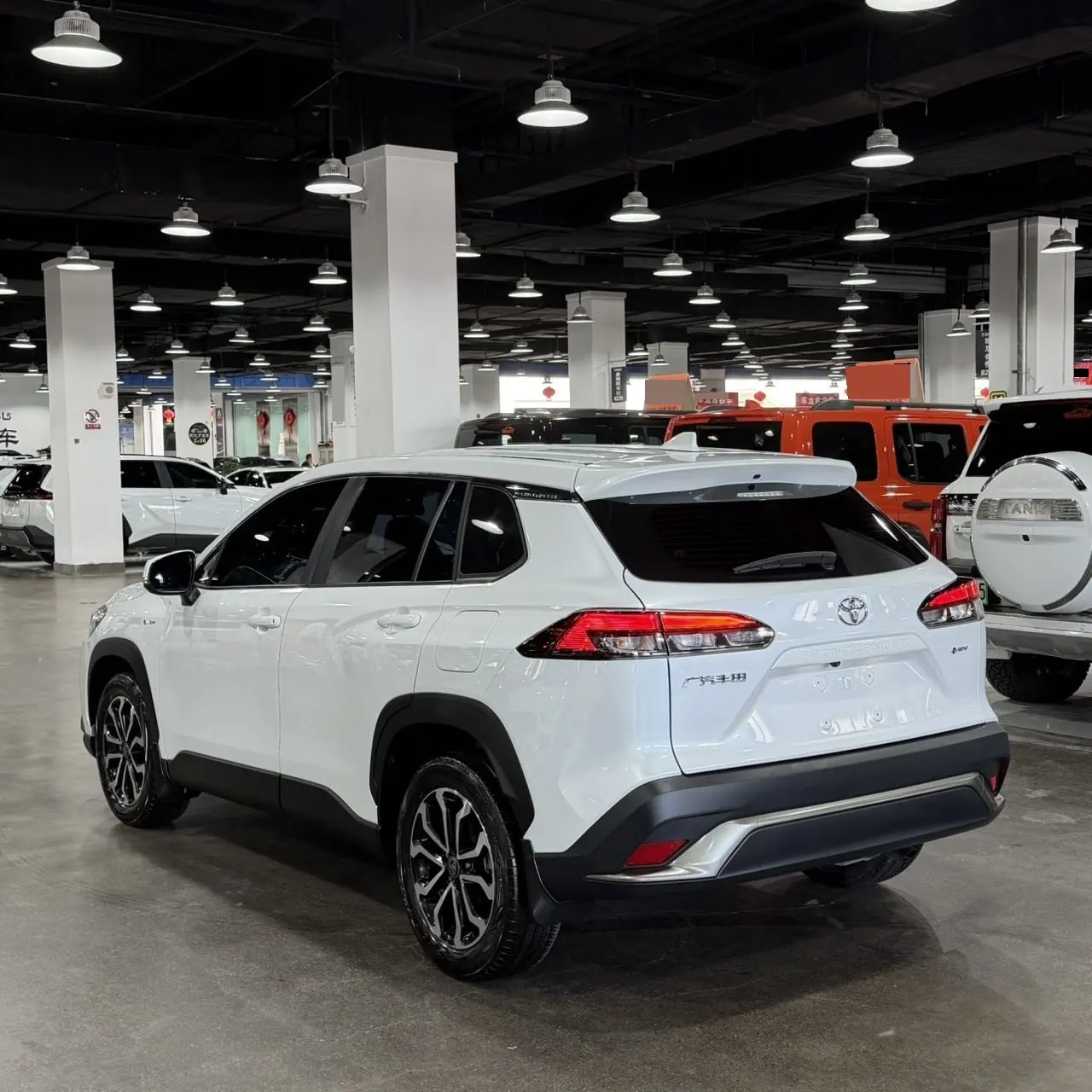 Toyota 2024 Fenglanda Shuangqing 2.0 Stepless Intelligent Electric Hybrid Deluxe Automatic Gear 8