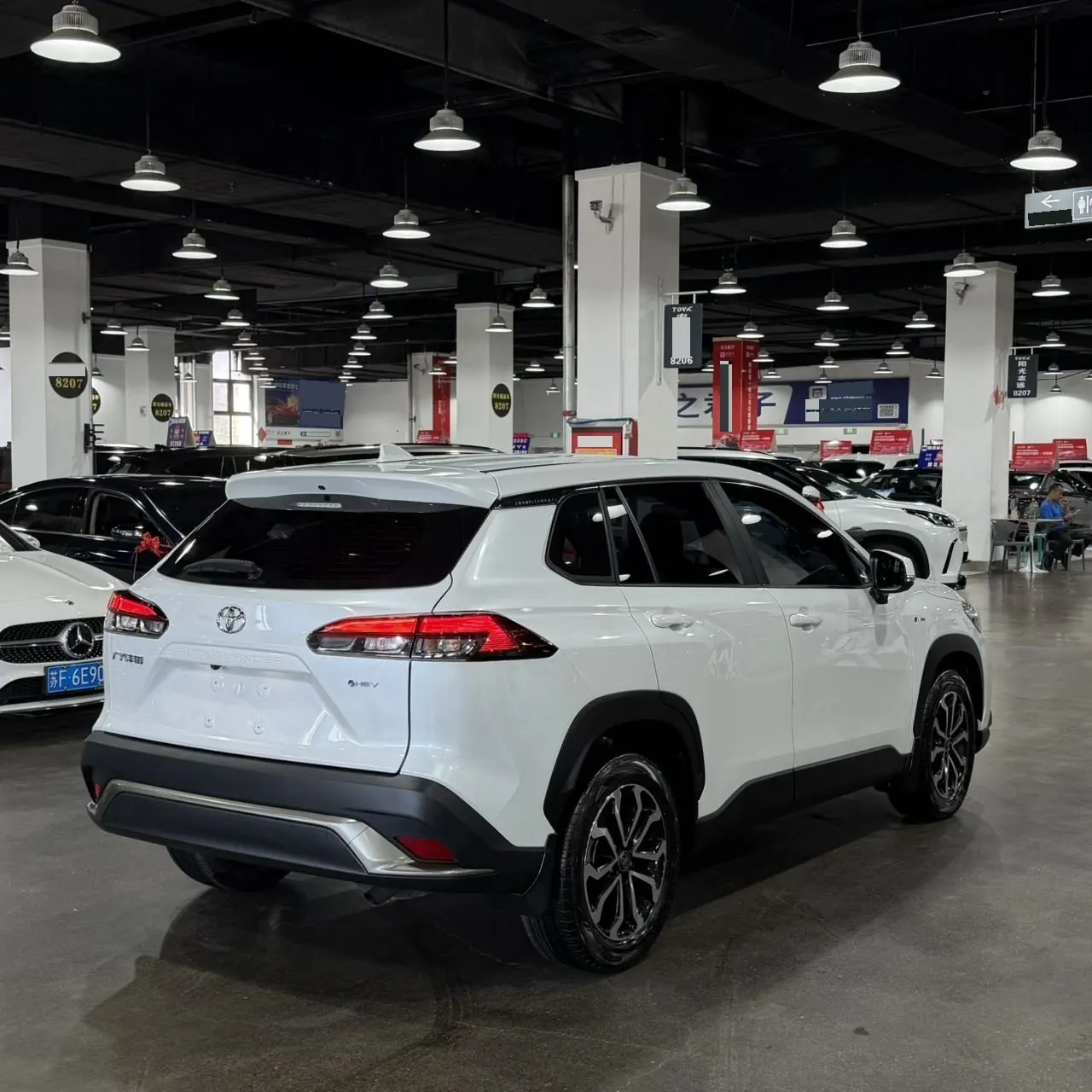 Toyota 2024 Fenglanda Shuangqing 2.0 Stepless Intelligent Electric Hybrid Deluxe Automatic Gear 9