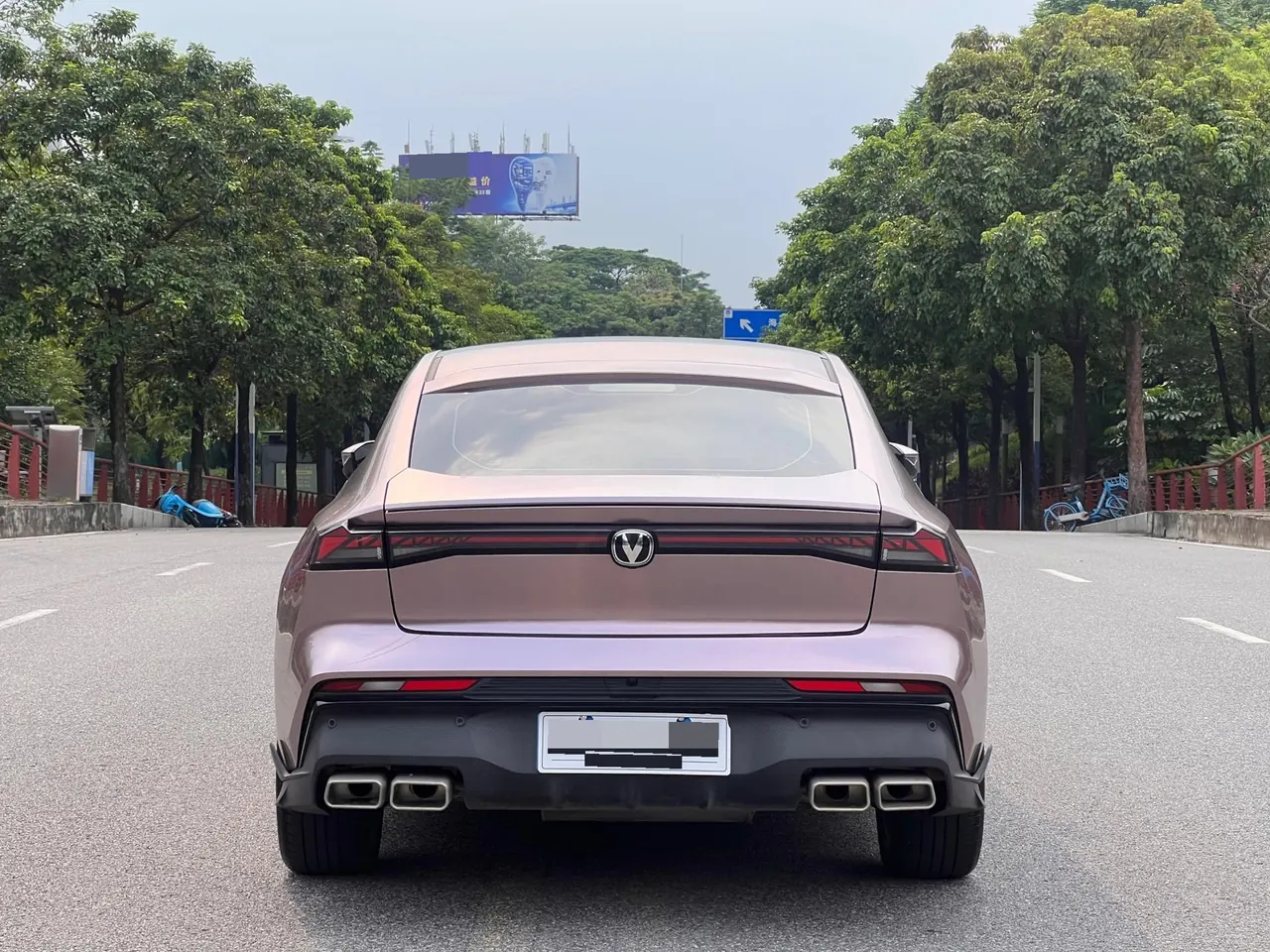 ChangAn 2024 UNI-V 1.5T Distinguished Sports Automatic 5