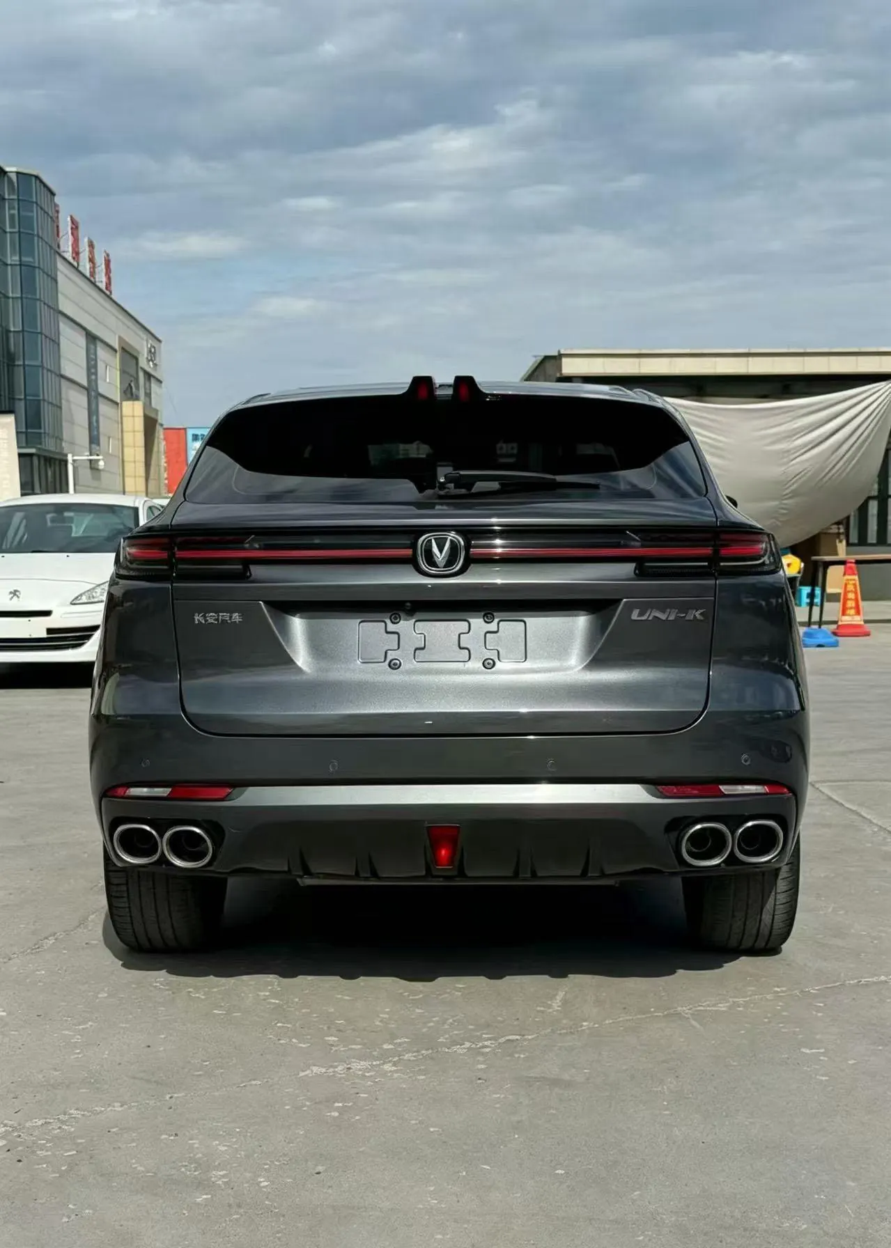 ChangAn 2021 UNI-K 2.0T Luxury Automatic 2