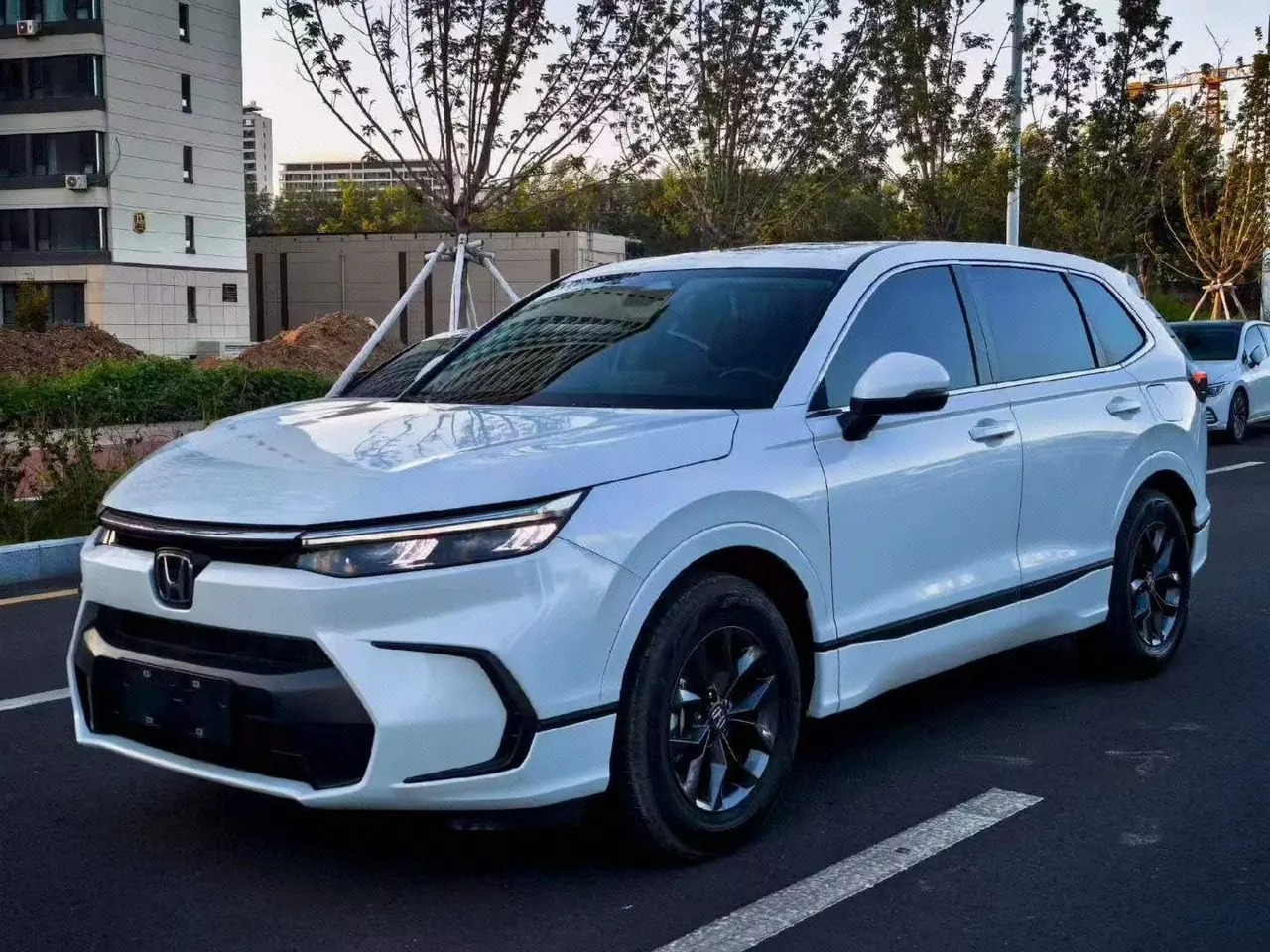 打开图片灯箱:Honda 2023 Hao Ying 1.5T Stepless 240TURBO Two-Drive Distinguished Edition 5-seat Automatic Gear
