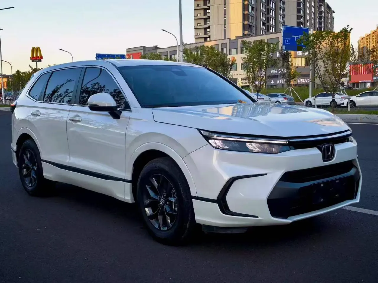 Honda 2023 Hao Ying 1.5T Stepless 240TURBO Two-Drive Distinguished Edition 5-seat Automatic Gear 3
