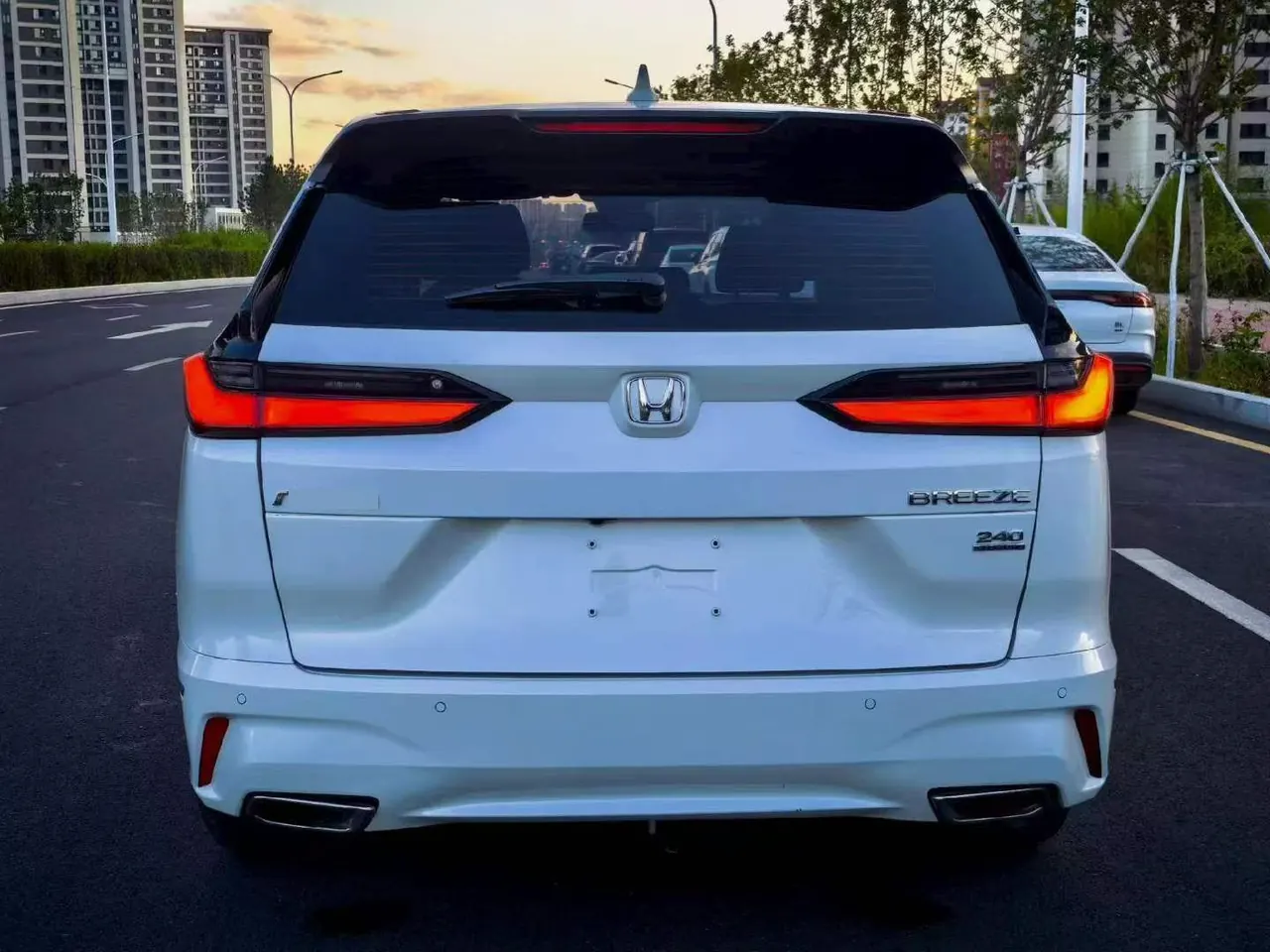 Honda 2023 Hao Ying 1.5T Stepless 240TURBO Two-Drive Distinguished Edition 5-seat Automatic Gear 5