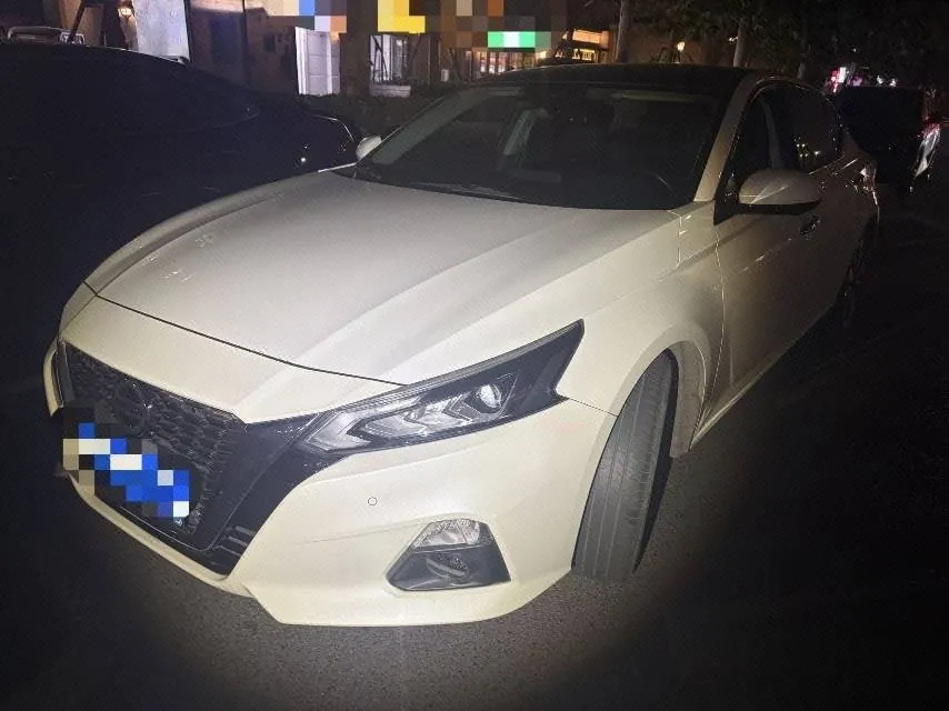 打开图片灯箱:Nissan 2021 Teana 2.0 Stepless XL Upper AD1 Smart Navigation Edition Automatic Gear