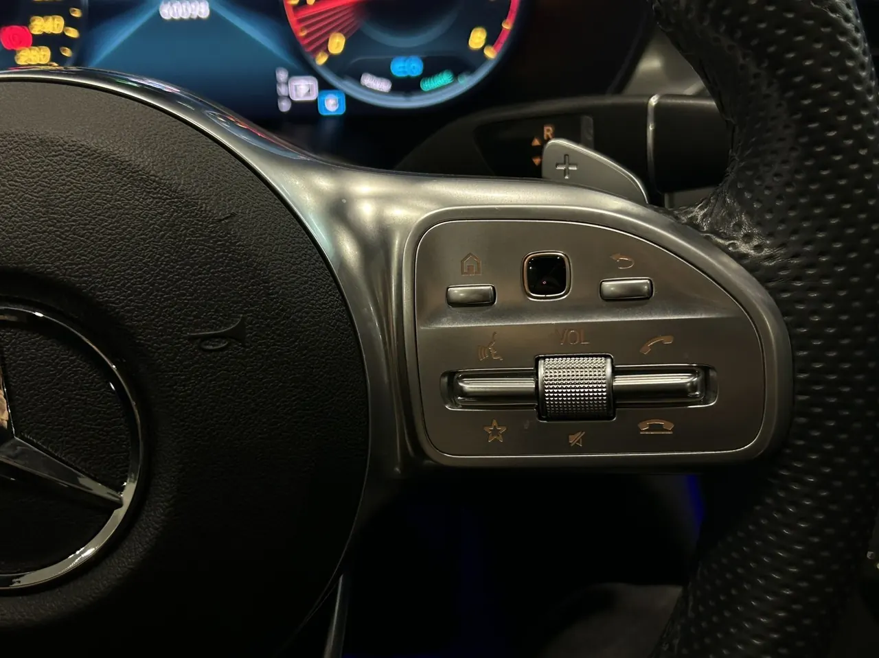 Mercedes Benz Class C 2020 C 260 L 48V 1.5T Sports Edition (Modified) Automatic Gear 10