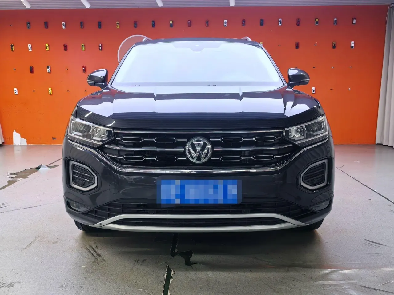 Volkswagen 2020 Tanyue 2.0TSI 330TSI Two-Drive Deluxe Zhilian Edition Pro Automatic Gear 2