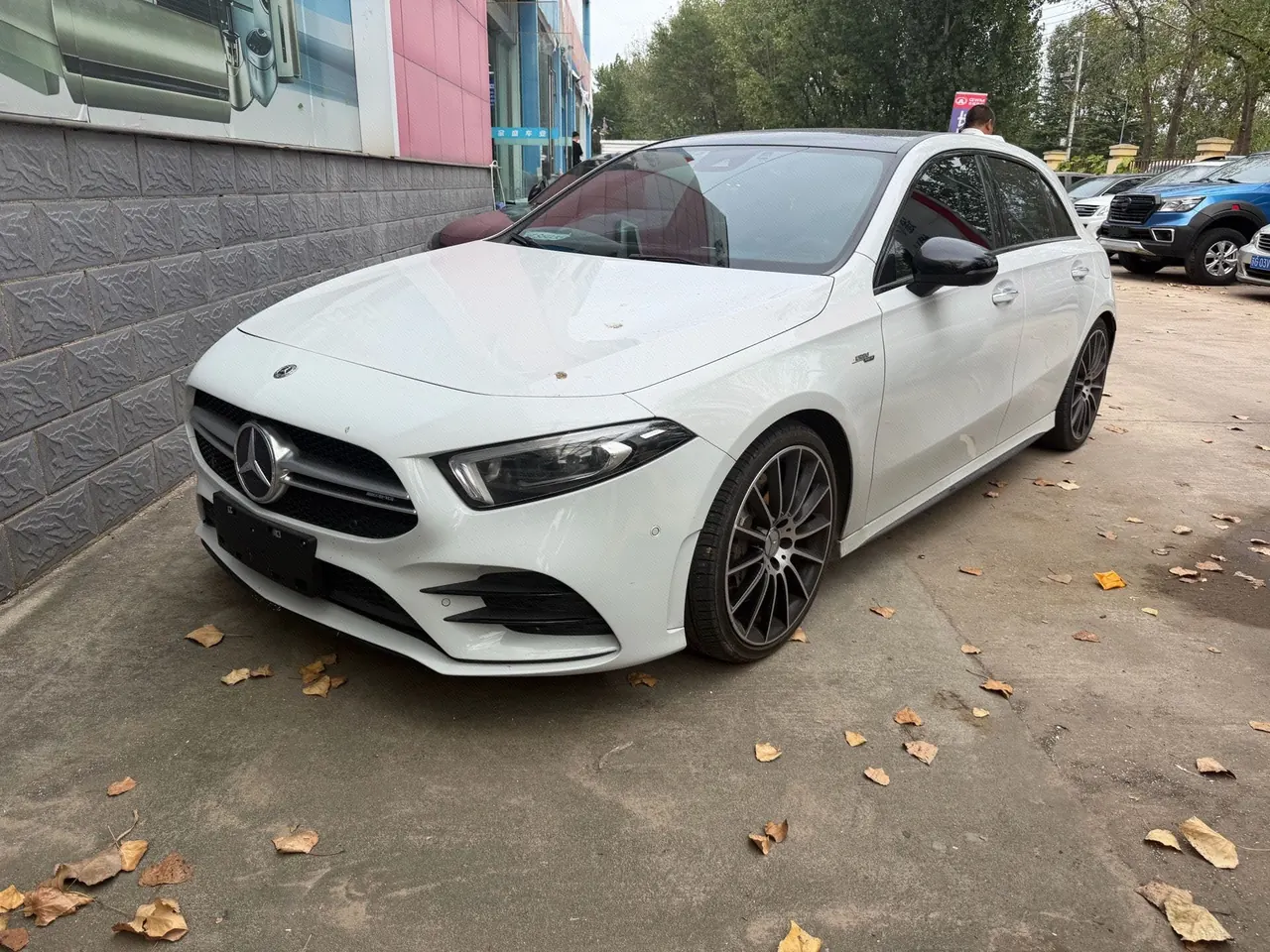 Открыть галерею: Mercedes Benz Class A AMG (Imported) 2020 A 35 AMG 4MATIC 2.0T Automatic Gear