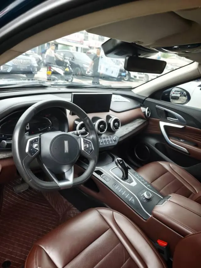 WEY 2020 VV7 2.0T Flagship Automatic Gear 3