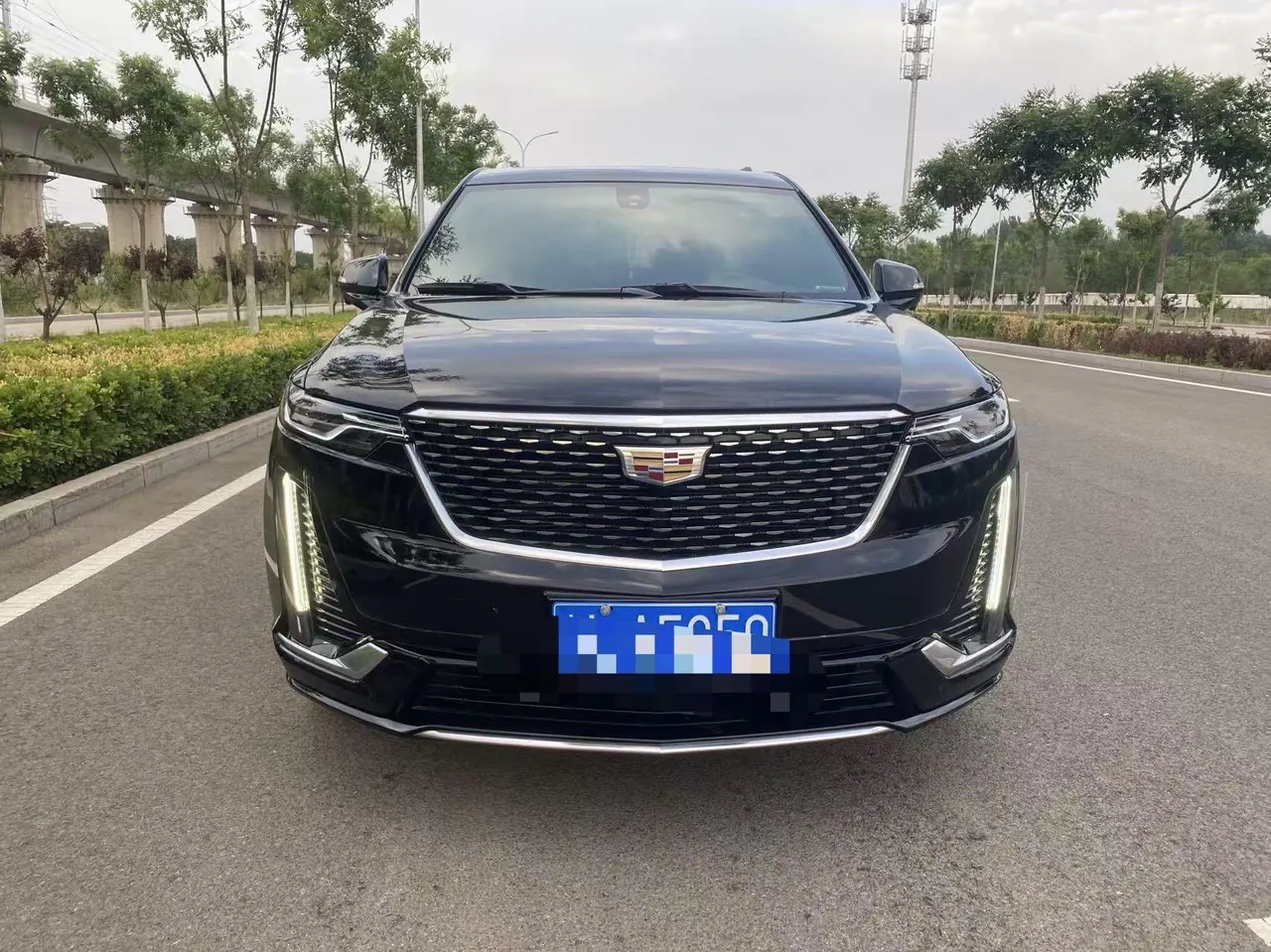 Cadillac 2022 XT6 48V 2.0T 6-seat four-wheel drive fashion automatic gear 2
