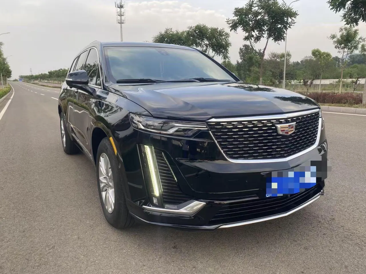 Cadillac 2022 XT6 48V 2.0T 6-seat four-wheel drive fashion automatic gear 3