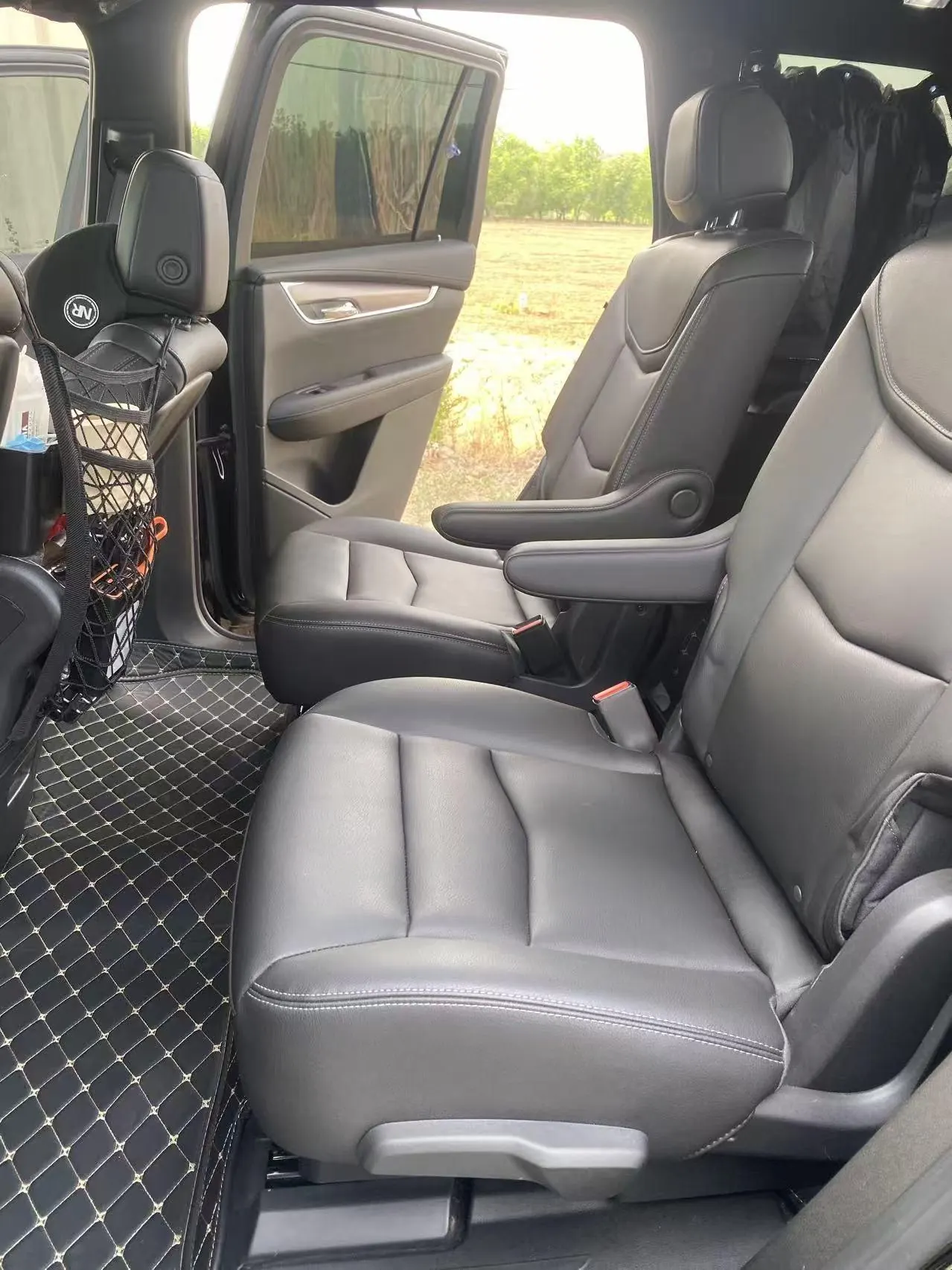 Cadillac 2022 XT6 48V 2.0T 6-seat four-wheel drive fashion automatic gear 5