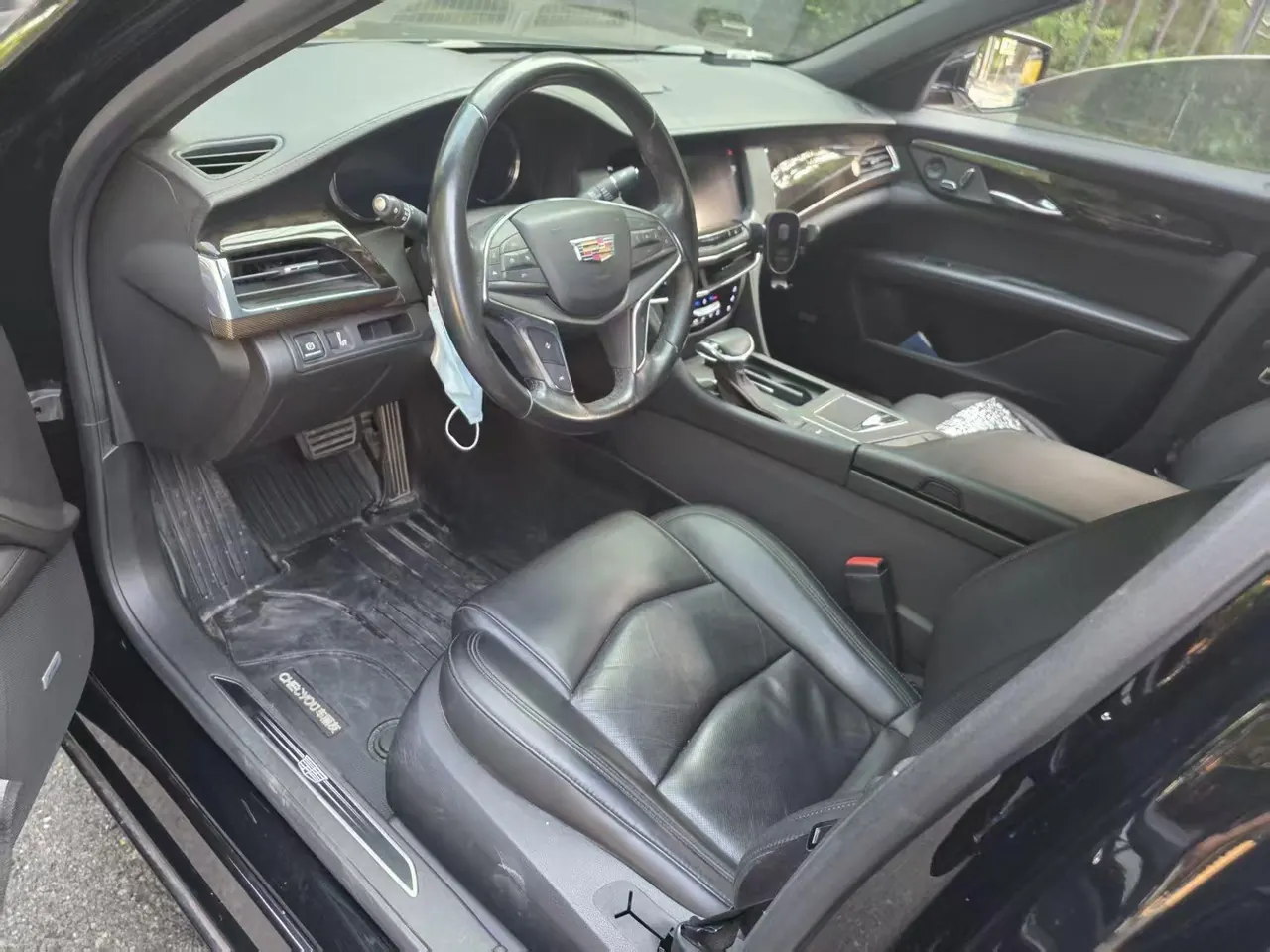 Cadillac 2022 XT6 48V 2.0T 6-seat four-wheel drive fashion automatic gear 8