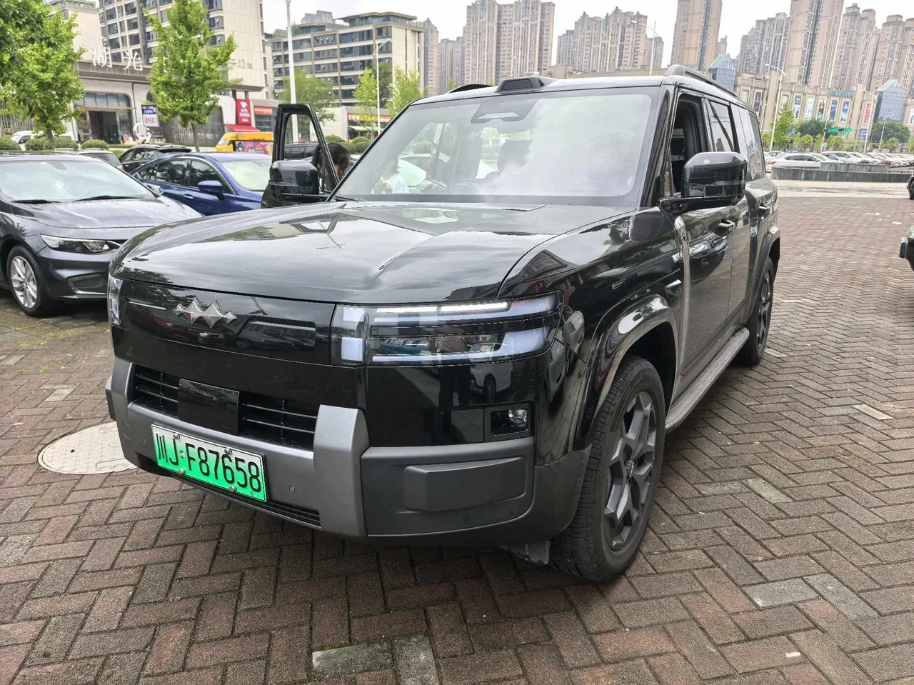 Открыть галерею: FangChengBao 2026 titanium 7 1.5T stepless 300KM four-wheel drive Ultra version automatic gear