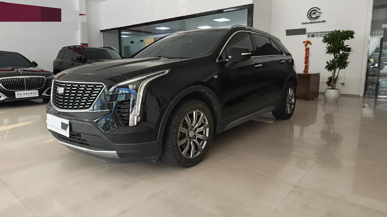 Open image lightbox: Cadillac 2020 XT4 2.0T 28T Two-Drive Luxury Automatic Gear