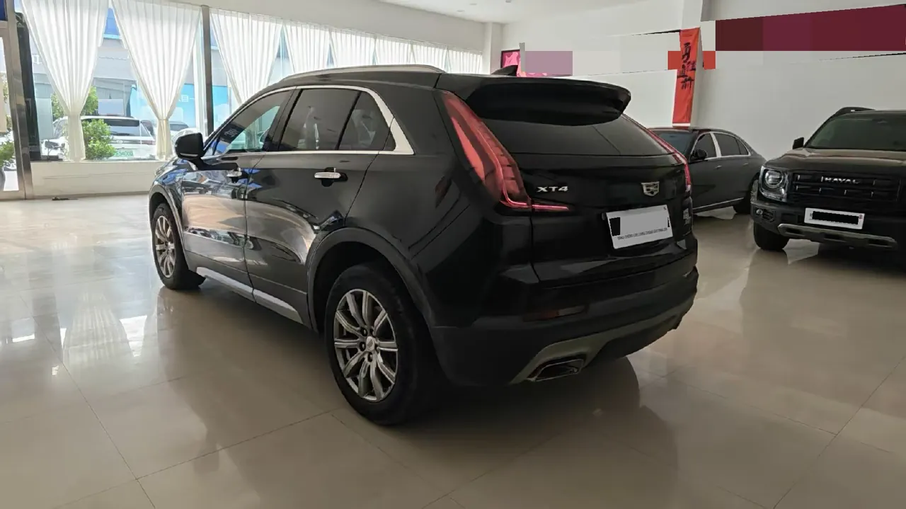 Cadillac 2020 XT4 2.0T 28T Two-Drive Luxury Automatic Gear 5