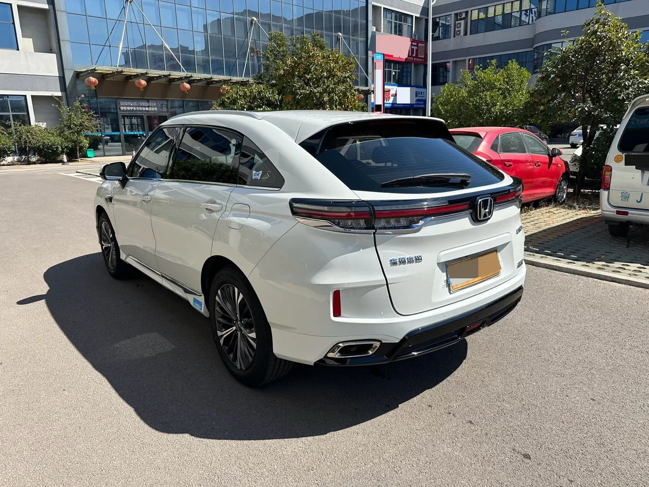Honda 2020 UR-V 2.0T 370TURBO two-drive elegant version of automatic gear 7