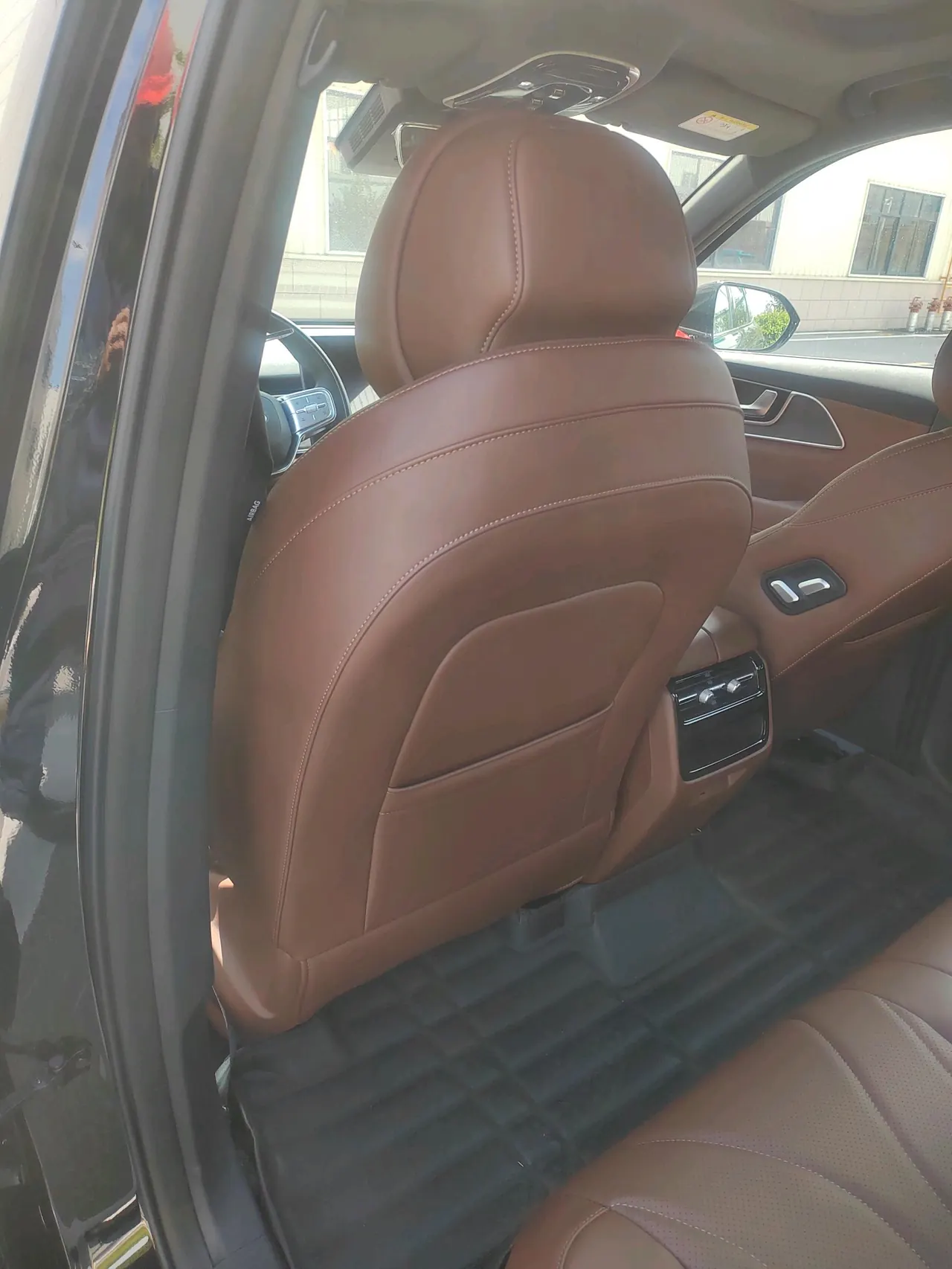 Chery 2026 Fengyun T9 C- DM 1.5T 220 Long Endurance Honorable Automatic Gear 5