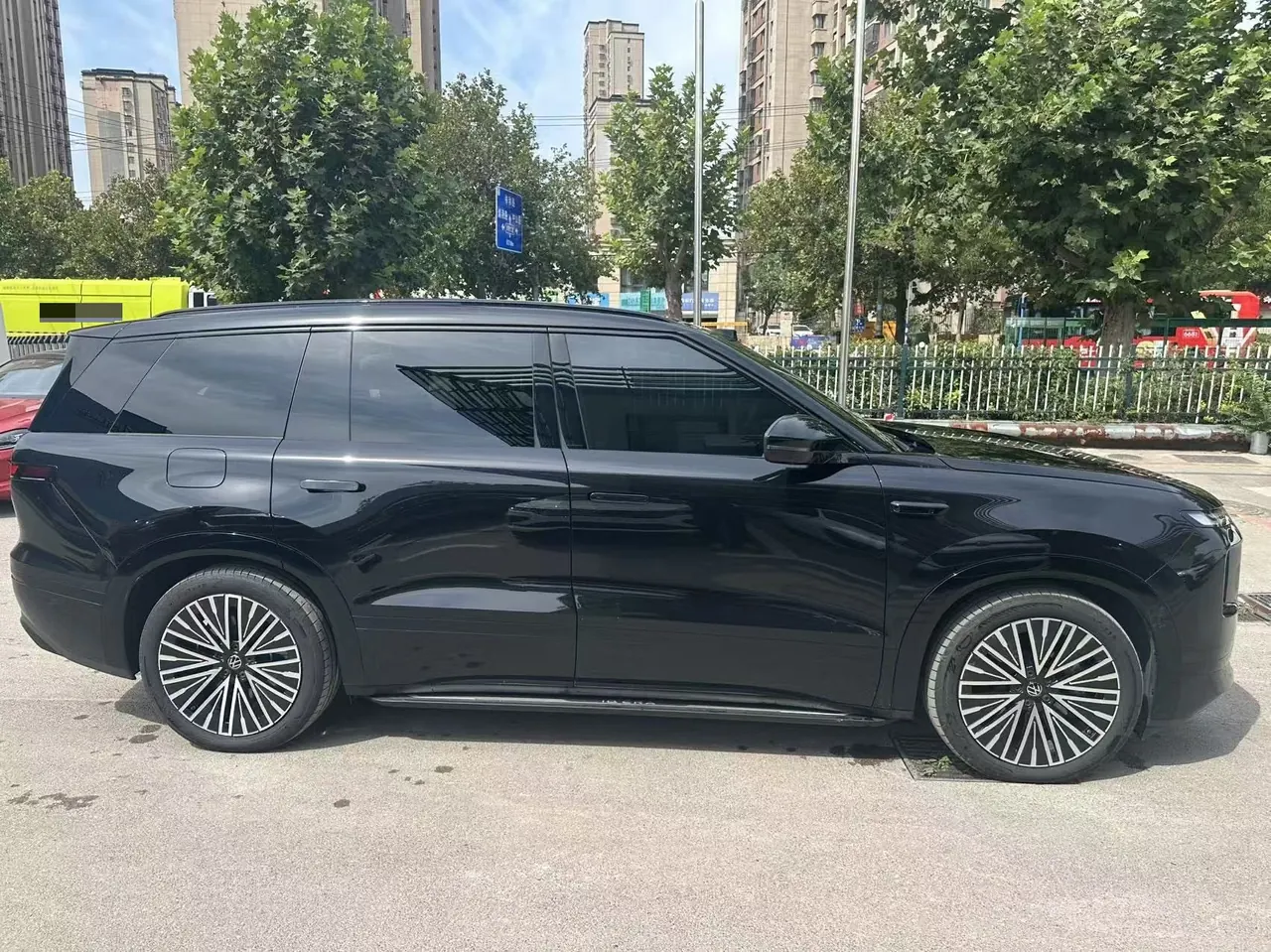 Volkswagen 2026 ID.ERA 9X Max 4-wheel drive automatic gear 6