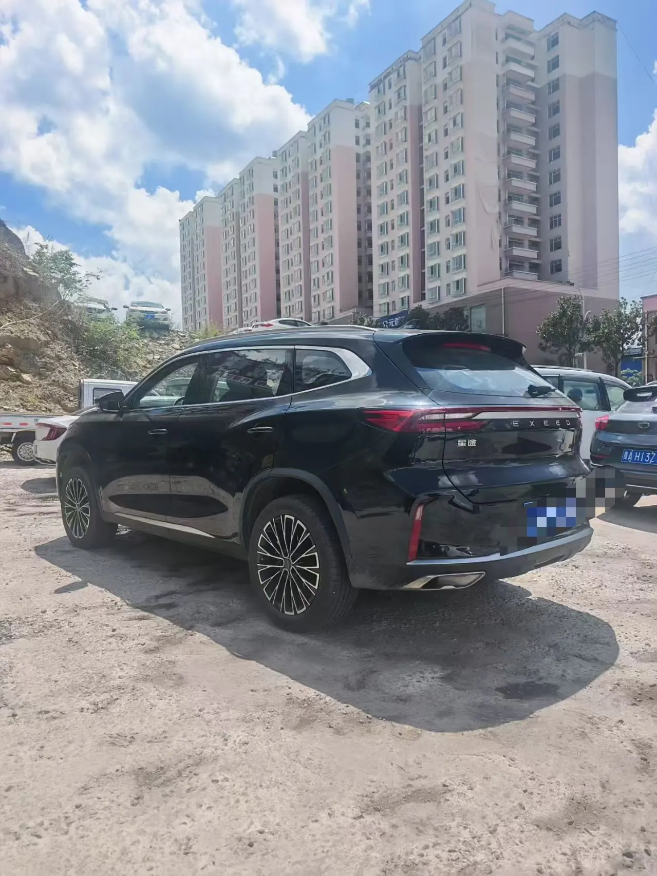 Xingtu 2024 Lingyun 1.6T 300T Two-Drive Xingyao Edition Automatic Gear 3