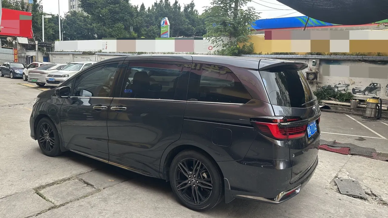 Honda 2022 Odyssey Hybrid 2.0 Stepless Sharp Extreme Edition Automatic Gear 2