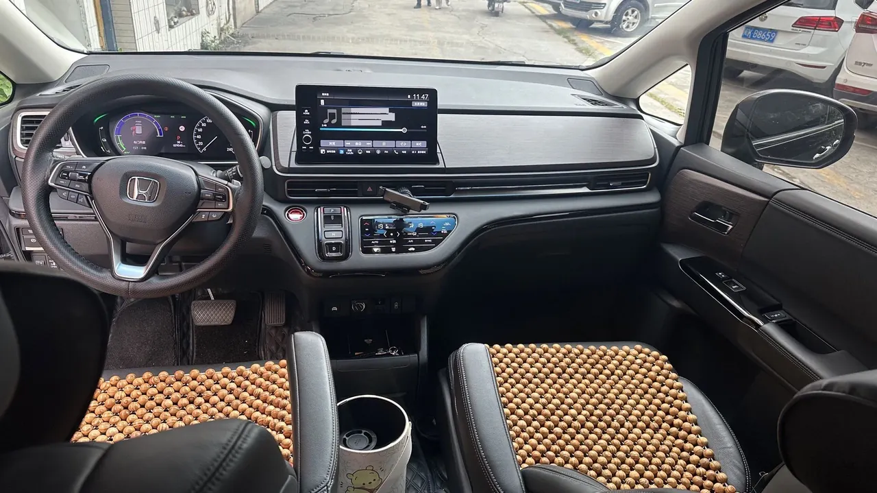 Honda 2022 Odyssey Hybrid 2.0 Stepless Sharp Extreme Edition Automatic Gear 6