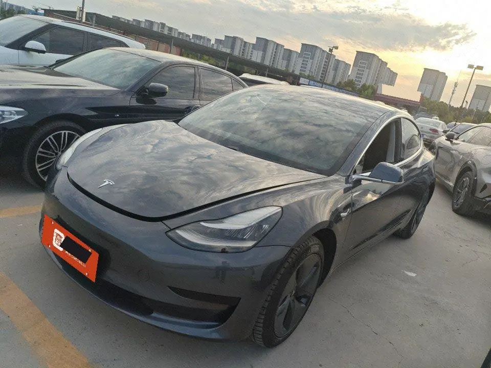 Open image lightbox: Tesla 2020 Model 3 Standard Endurance Rear Drive Upgraded Automatic Gear