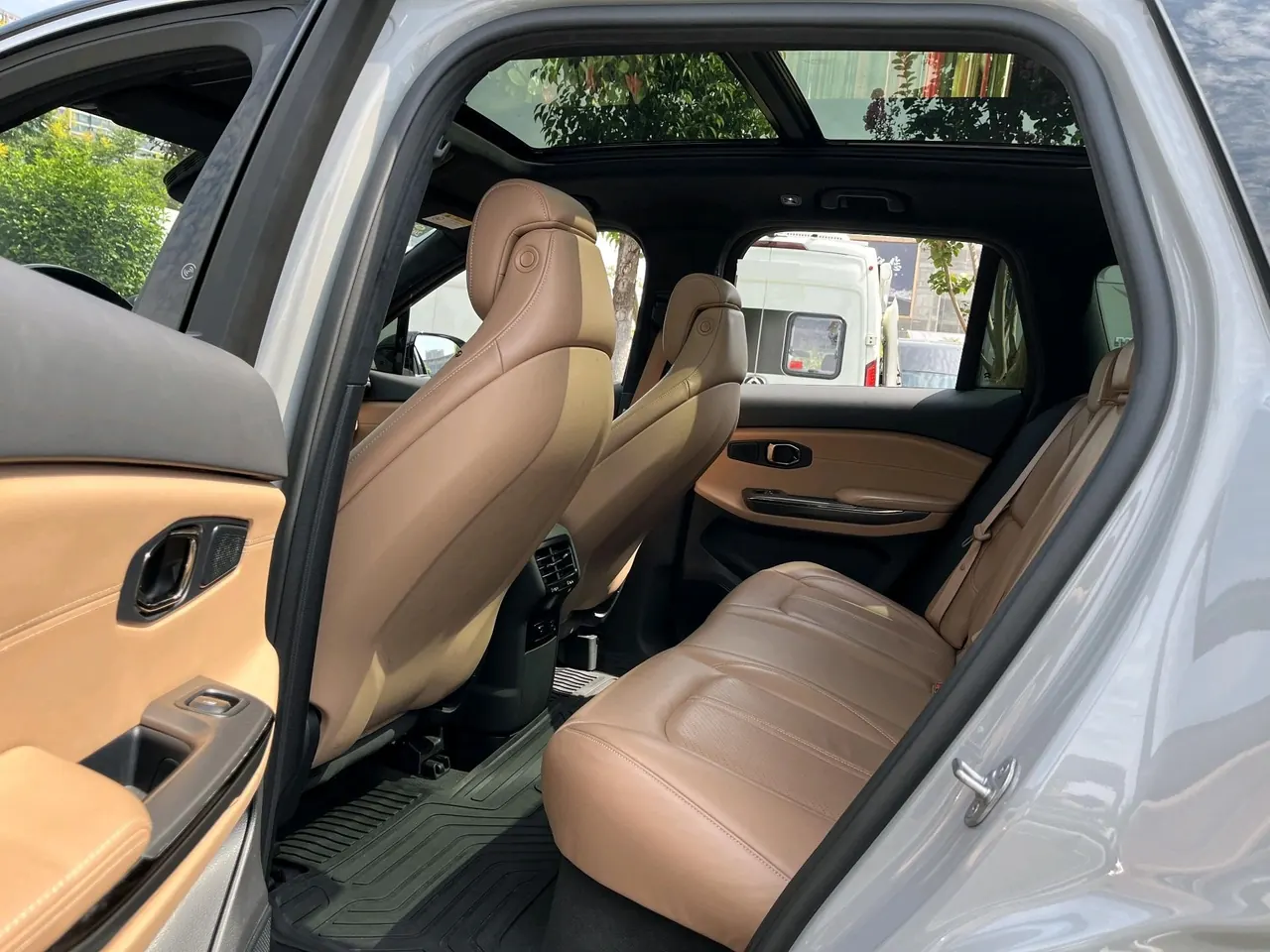 NIO 2020 ES 6 610KM Performance Edition Automatic Gear 3