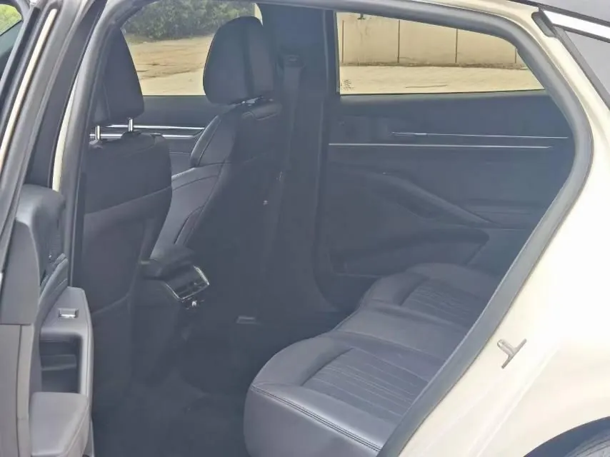 Ford 2025 Mondeo 2.0T EcoBoost Extreme Automatic 4