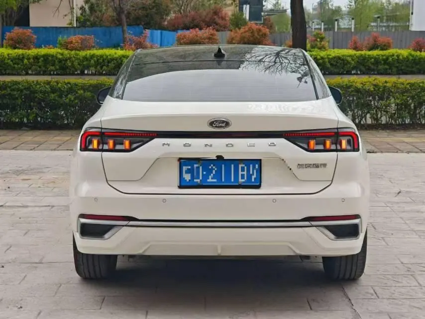 Ford 2025 Mondeo 2.0T EcoBoost Extreme Automatic 7