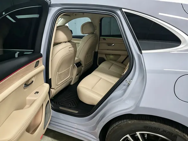 AITO 2025 AITO M5 extended-range Ultra rear-drive automatic gear 7