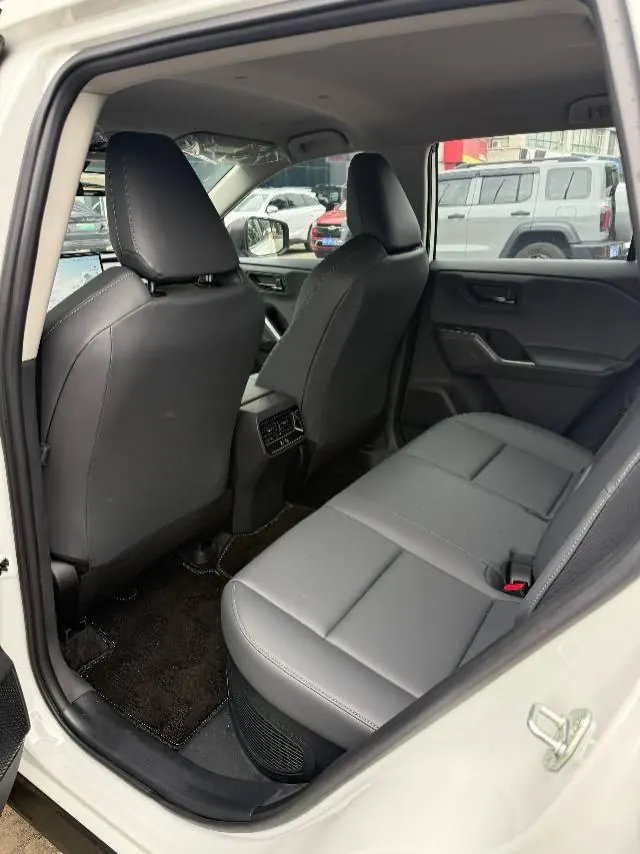 Toyota 2026 RAV4 Rongfang Double Engine 2.0 Stepless Two-Drive Elite Automatic Gear 6