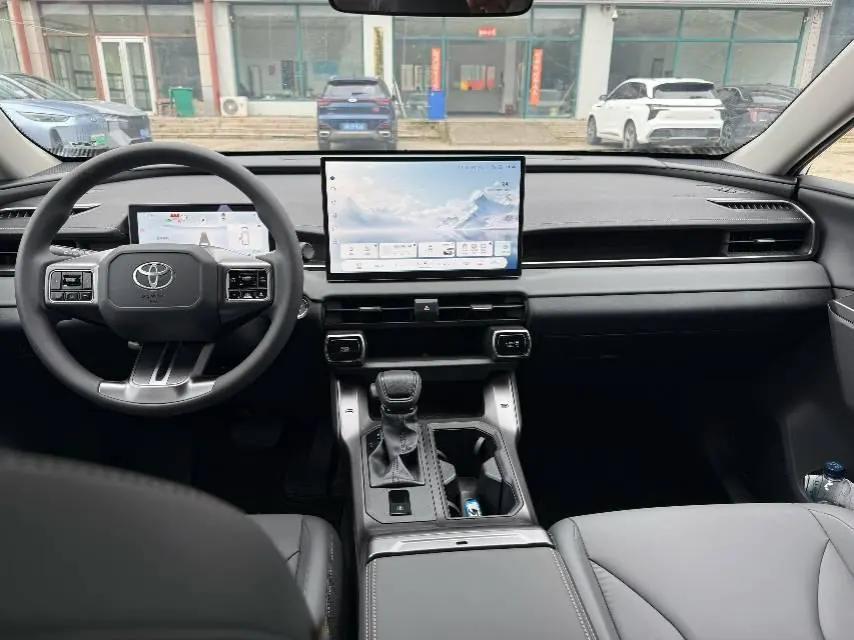 Toyota 2026 RAV4 Rongfang Double Engine 2.0 Stepless Two-Drive Elite Automatic Gear 7