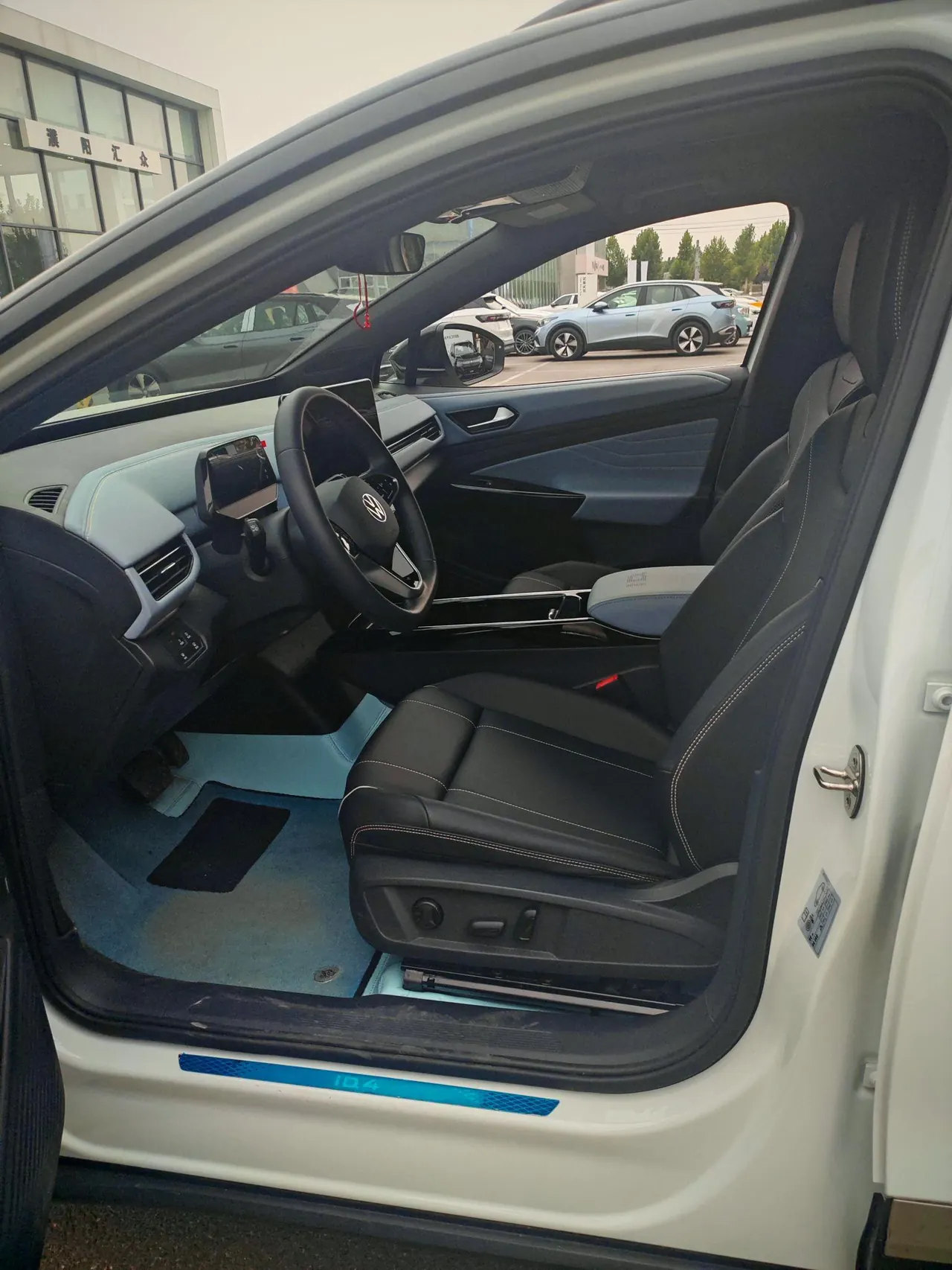 Volkswagen 2025 ID. 4 X Smart Pure Smart Edition Automatic Gear 4