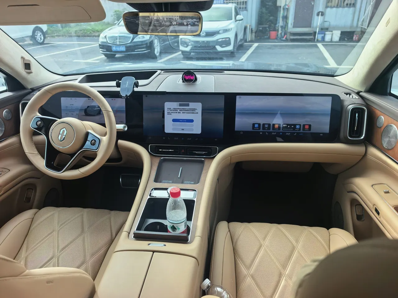 AITO 2025 AITO M9 EV pure electric Max version 100kWh6 seat version automatic gear 8