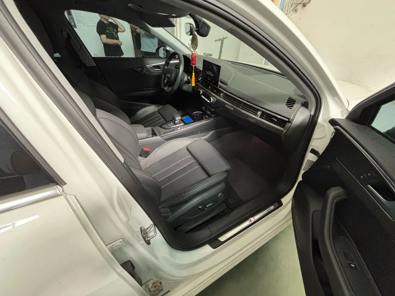Audi 2020 A4L 2.0TFSI 40TFSI Deluxe Dynamic Automatic 5