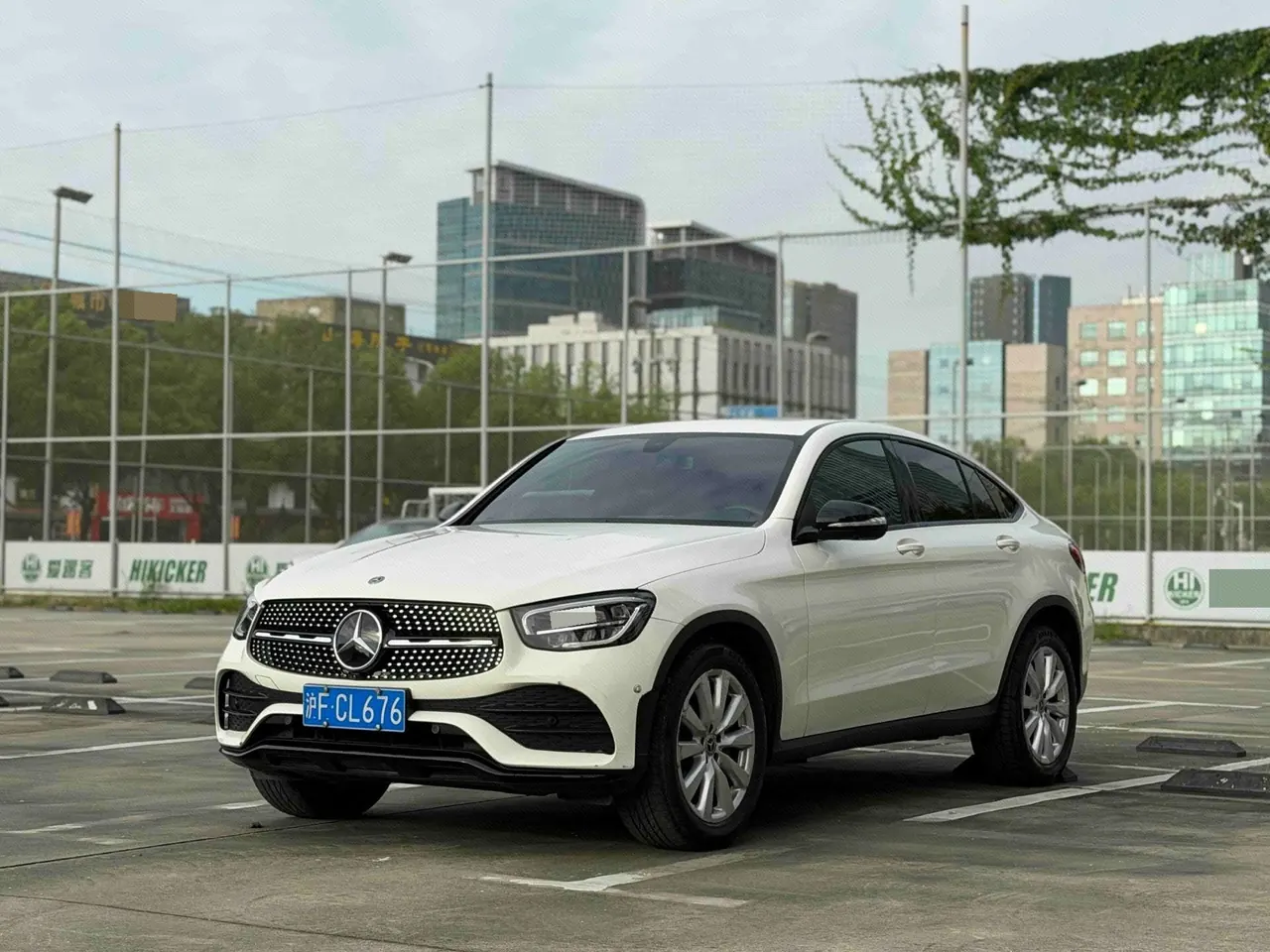 打开图片灯箱:Mercedes Benz GLC (Imported) 2020 GLC 260 Coupe 4MATIC 2.0T Automatic