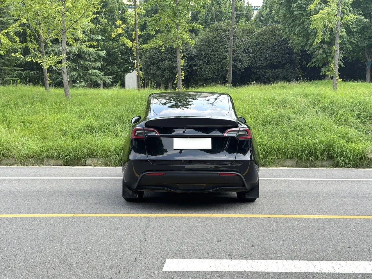 Tesla 2022 Model Y rear-wheel drive version (facelift) automatic gear 7