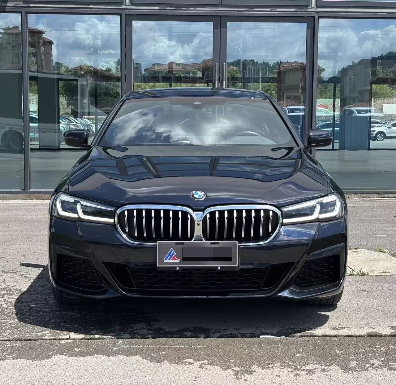 BMW 5 Series 2022 530Li 2.0T Leading M Sports Suit (Modified) Automatic Gear 2