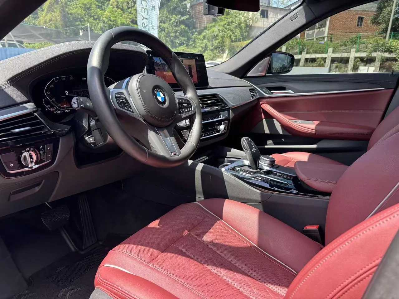 BMW 5 Series 2022 530Li 2.0T Leading M Sports Suit (Modified) Automatic Gear 8