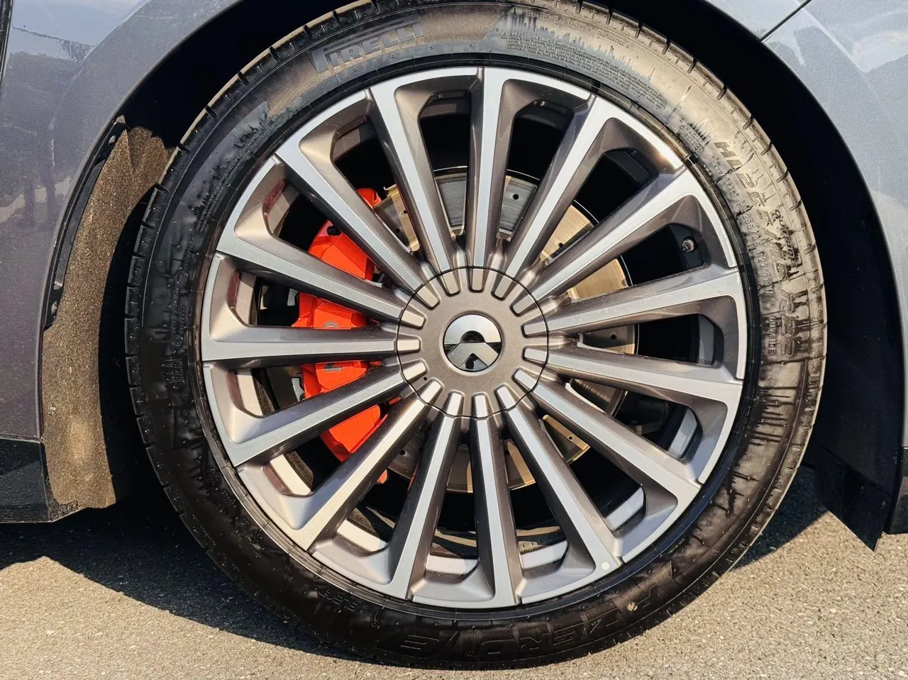NIO 2025 ET 9 100kWh First Limited Edition Automatic Gear 11