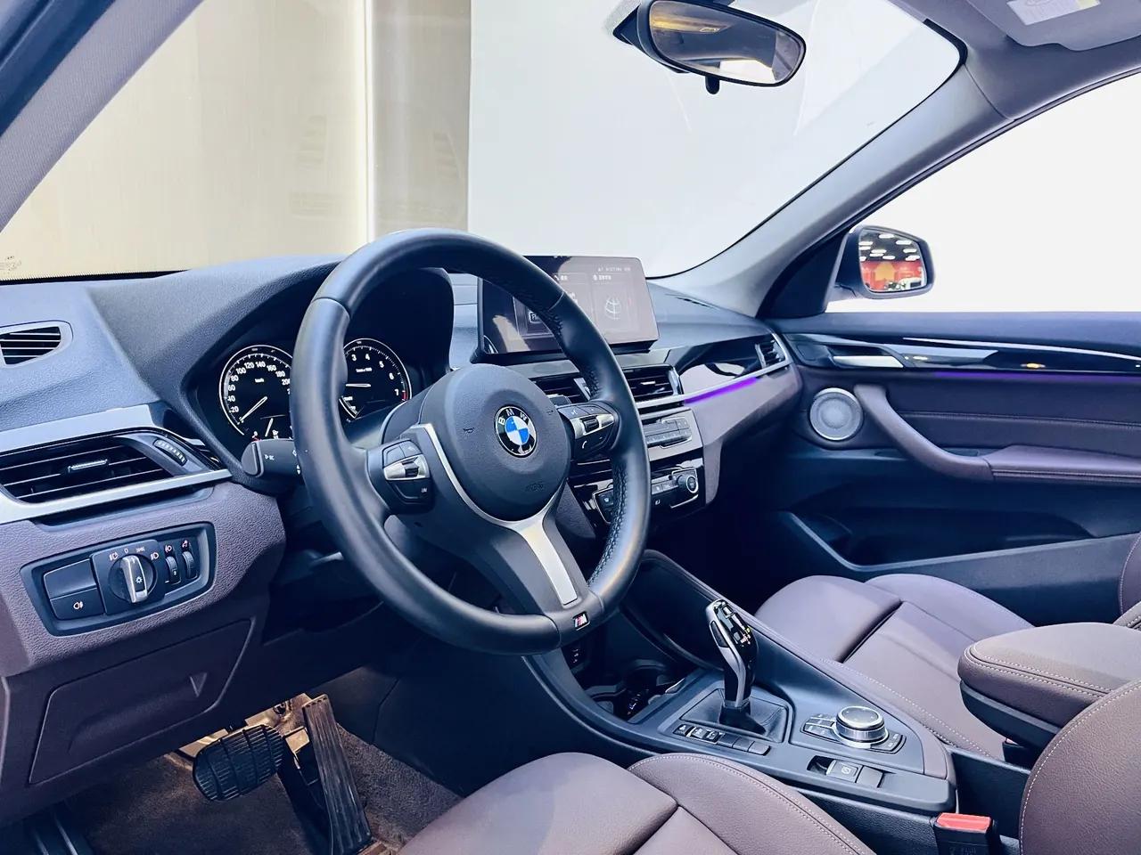 BMW 2022 X1 sDrive25Li 2.0T Leading Automatic Gear 16