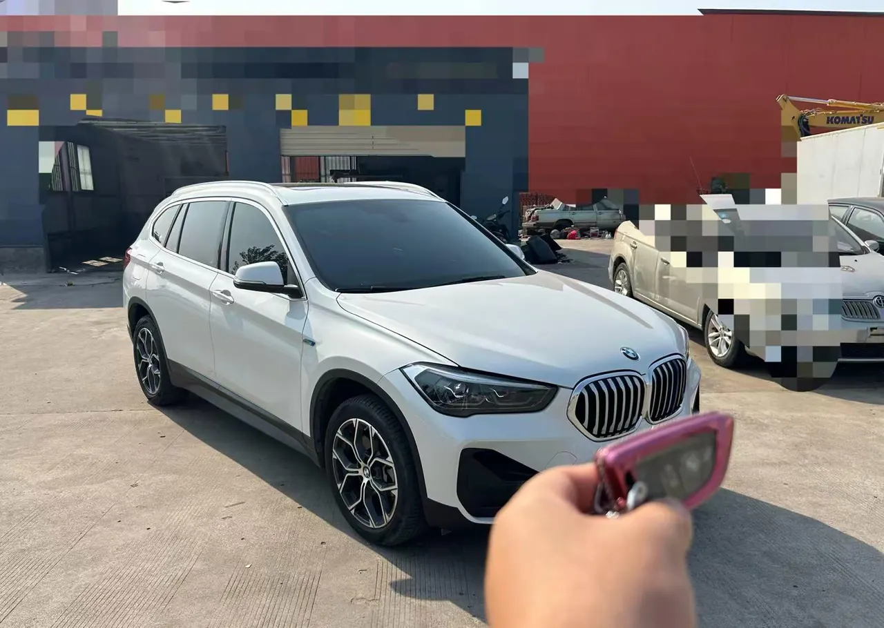 BMW 2022 X1 sDrive25Li 2.0T Leading Automatic Gear 2