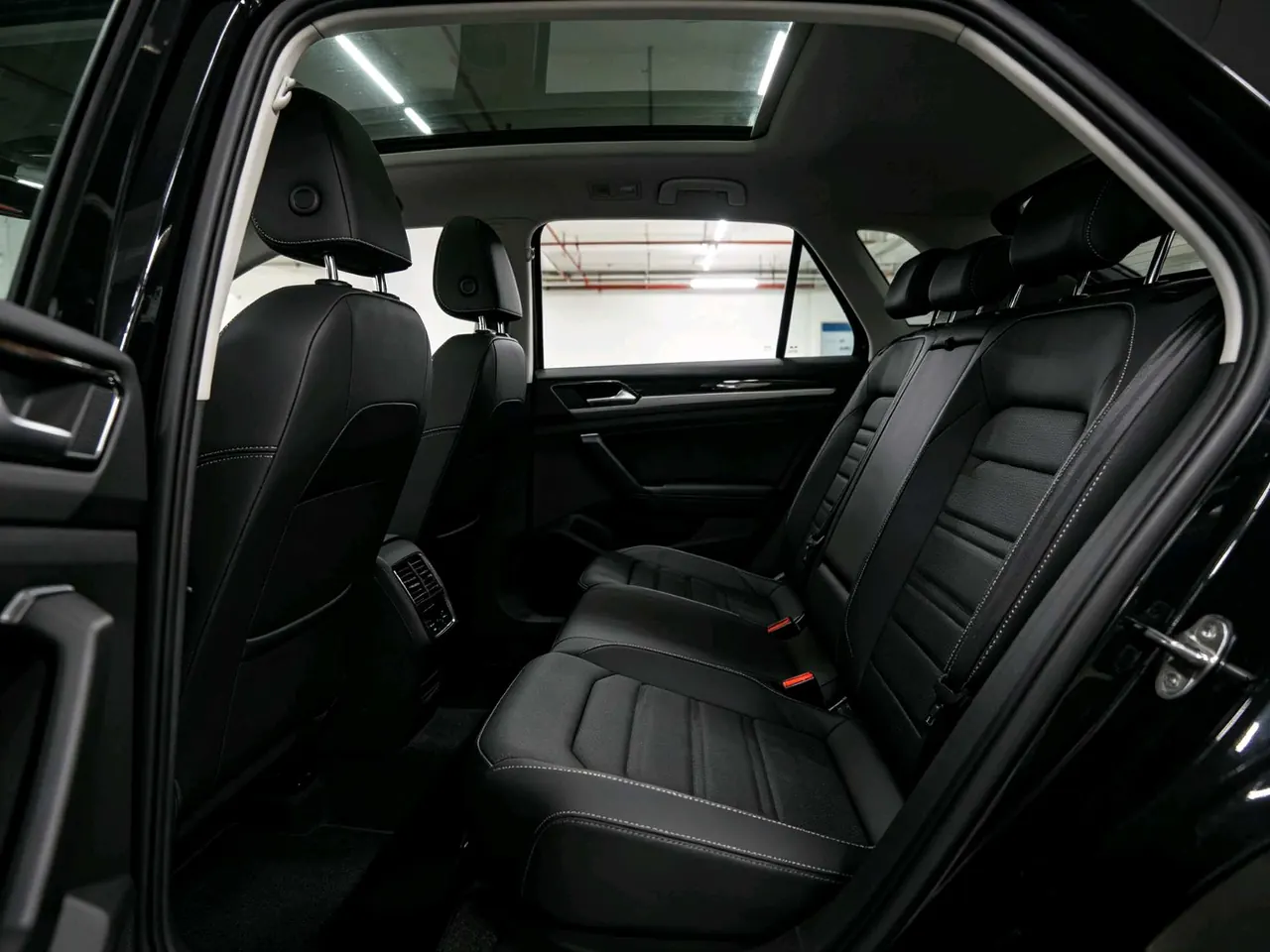 Volkswagen 2021 Tange R-Line 1.4TSI 280TSI Two-Drive Pro Smart Union Edition Automatic Gear 3