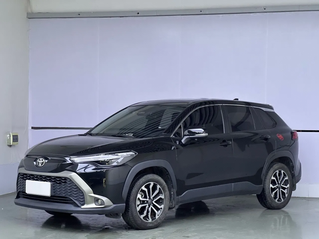 打开图片灯箱:Toyota 2024 Fenglanda 2.0 Stepless Deluxe Edition Automatic Transmission