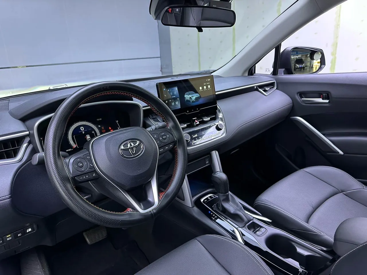 Toyota 2024 Fenglanda 2.0 Stepless Deluxe Edition Automatic Transmission 9