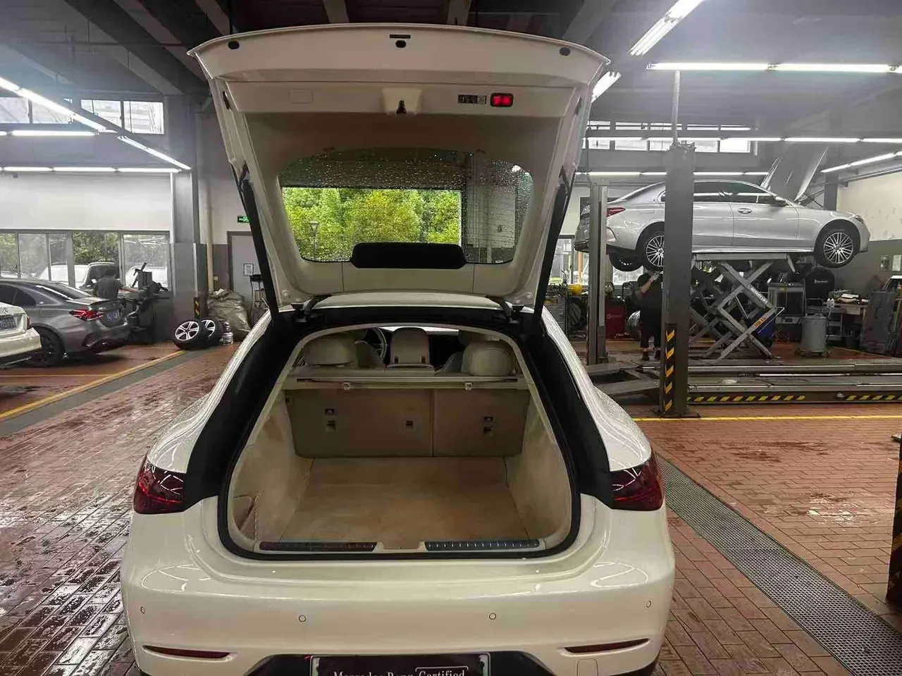 Mercedes Benz EQS (Imported) 2023 EQS 450 Pioneer Edition Automatic Gear 6