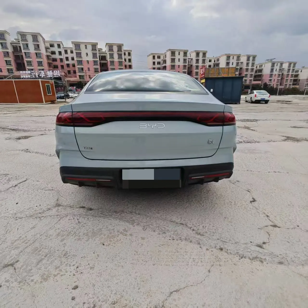 BYD 2023 Qin PLUS DM-i 1.5 stepless champion version excellent 120KM automatic gear 4